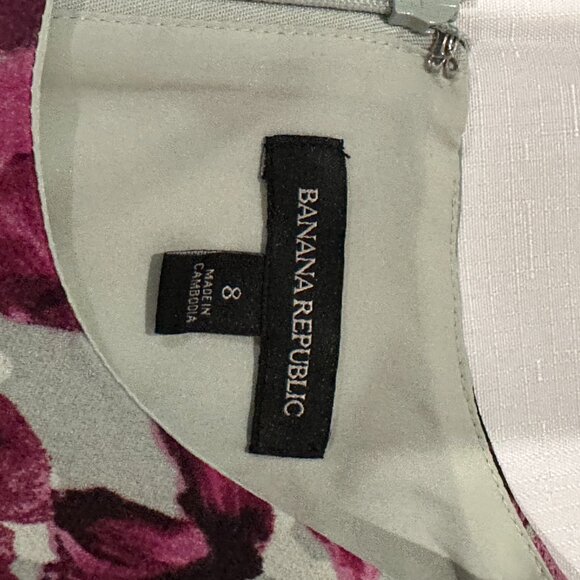 Banana Republic Watercolor Floral Fit & Flare Dress - Sage & Plum - Size 8 - Picture 3 of 6